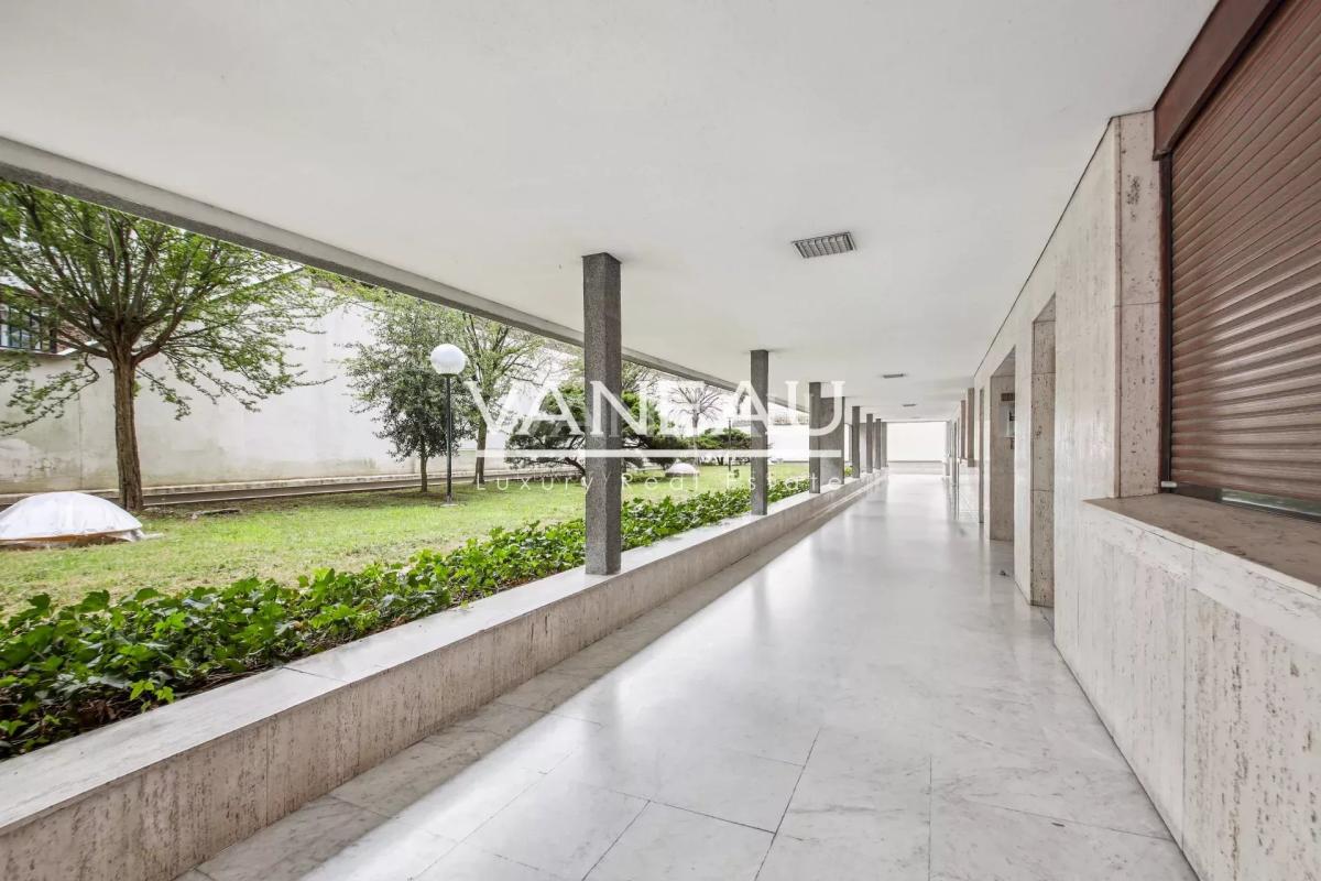 Paris XVe – Boucicaut / Charles Michels : Appartement dernier ét