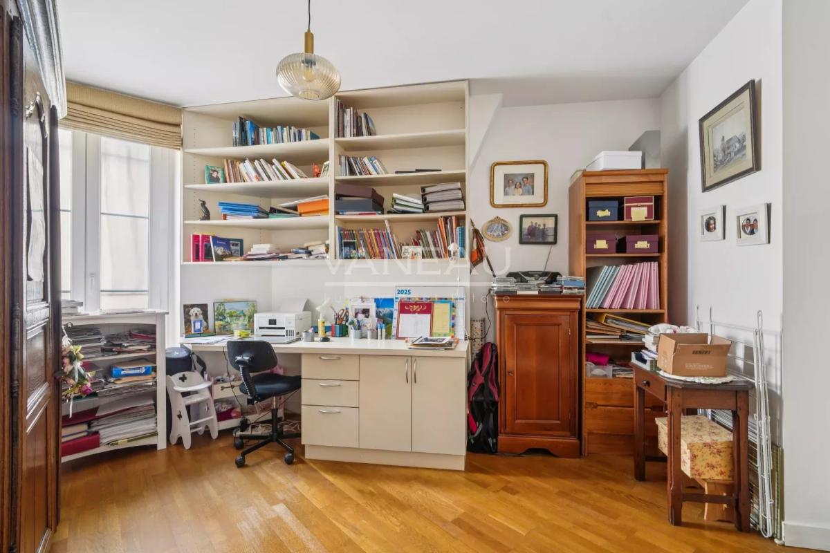 PARIS XVe Général Beuret -Superbe appartement de réception sur u