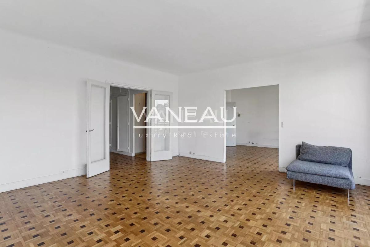 PARIS XVIe - Serres d'Auteuil - Vue dégagée - Balcon