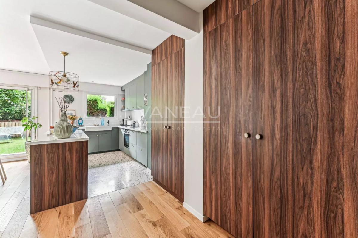 Ville d'Avray - Appartement familial bordé par un vaste jardin p