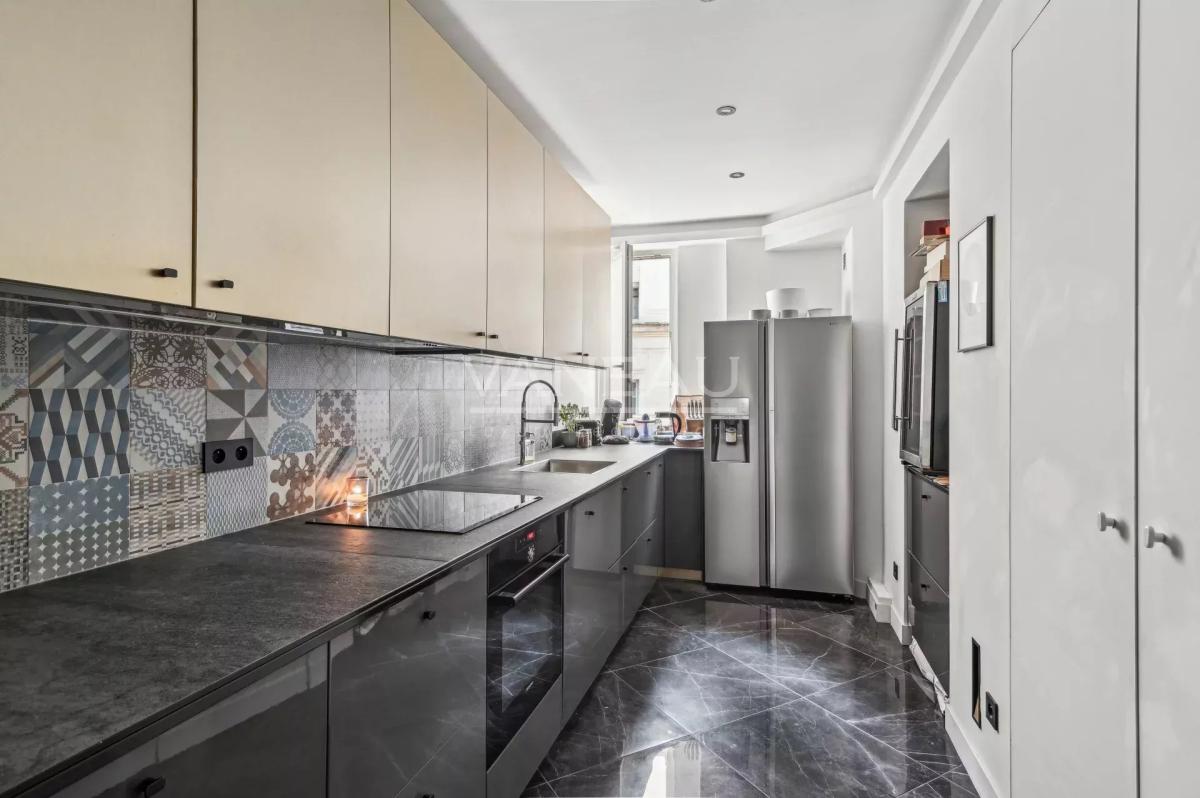 Paris Ier - Les Halles - Appartement deux pièces en parfait état