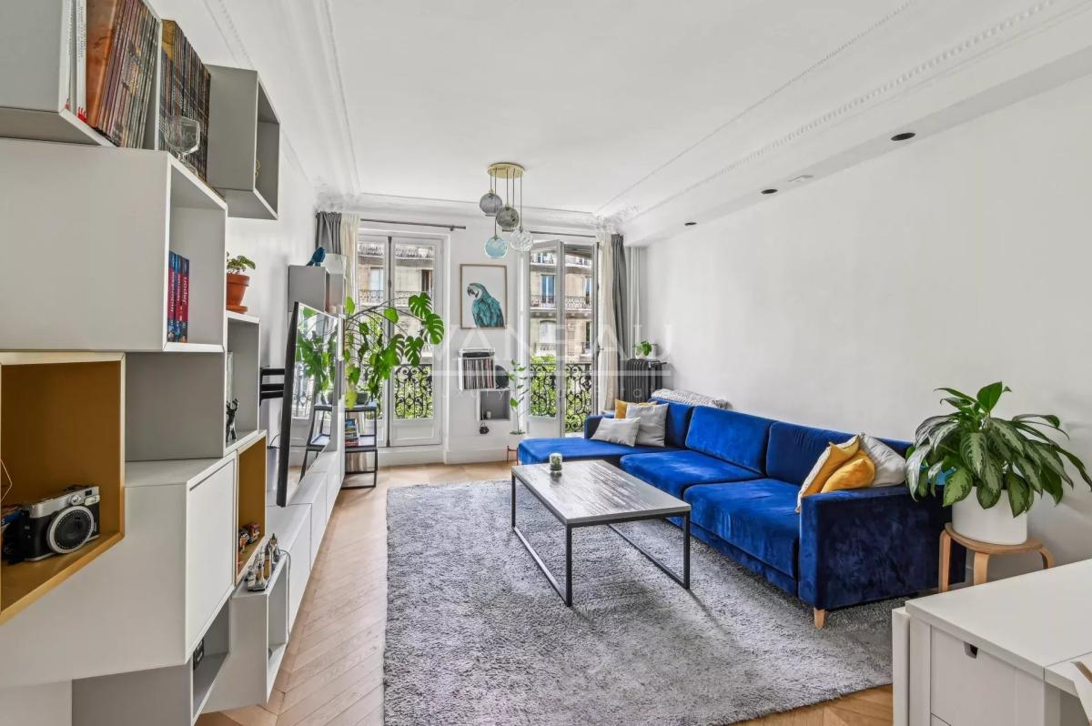 Paris Ier - Les Halles - Appartement deux pièces en parfait état