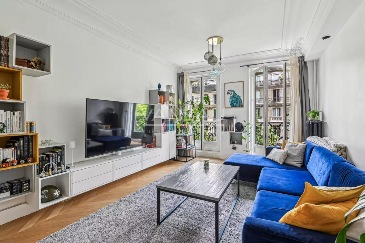 Paris Ier - Les Halles - Appartement deux pièces en parfait état