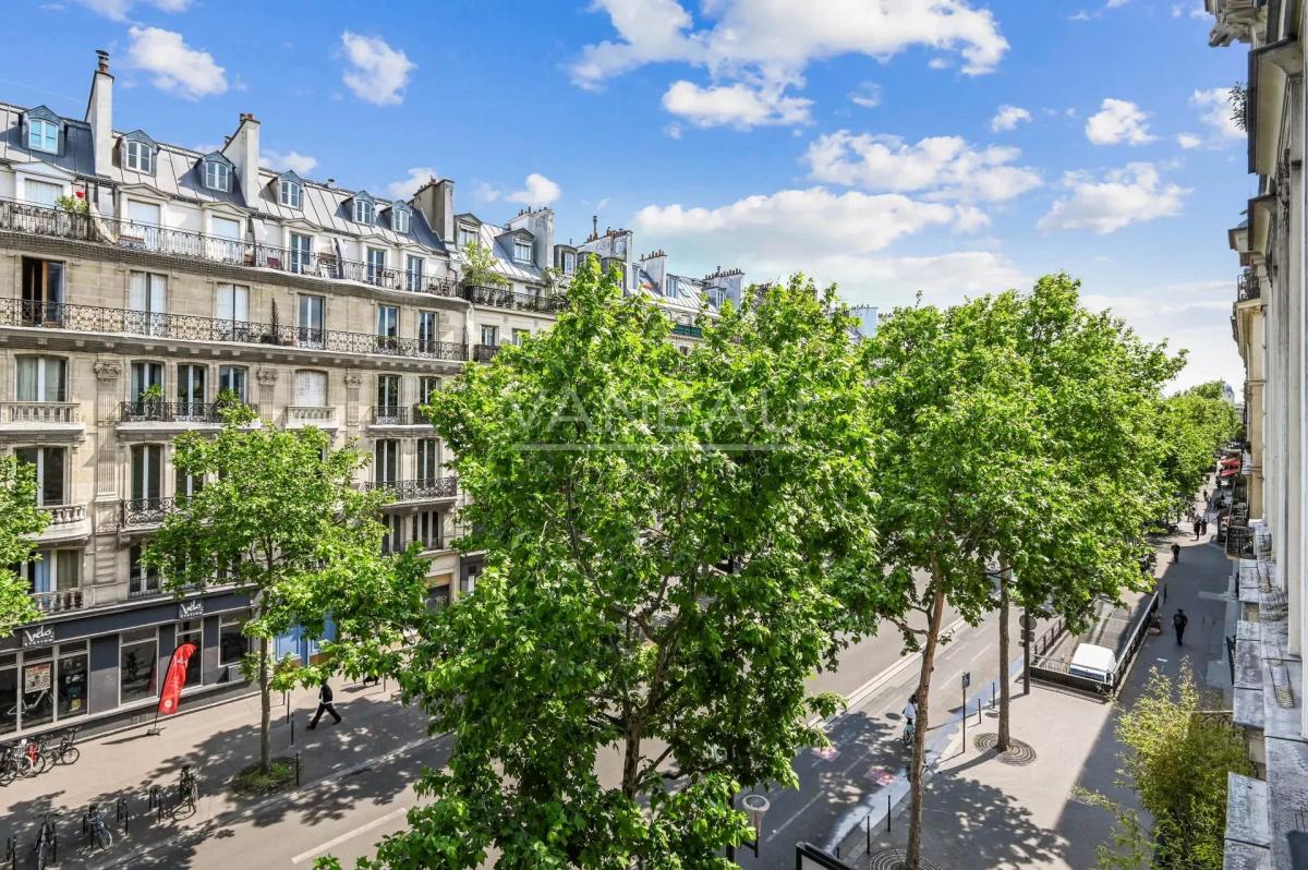 Paris Ier - Les Halles - Appartement deux pièces en parfait état