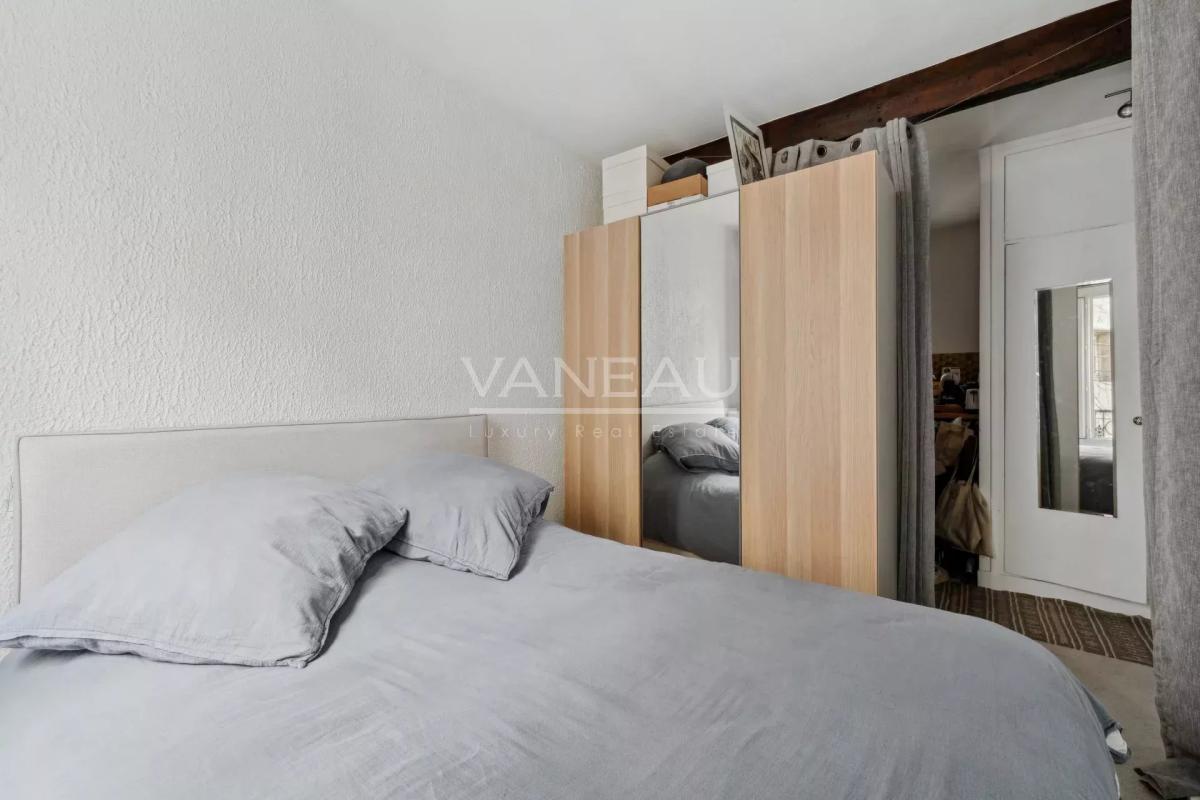 Paris VI - 2 pièces Vavin (vendu occupé)