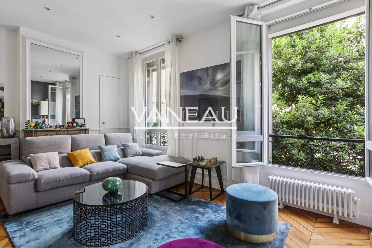 Pied à terre - refait à neuf - Ternes