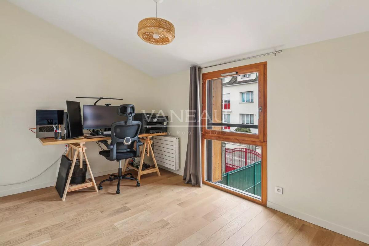 Sèvres - Maison d'architecte bioclimatique R+1 de 130 m² avec ja