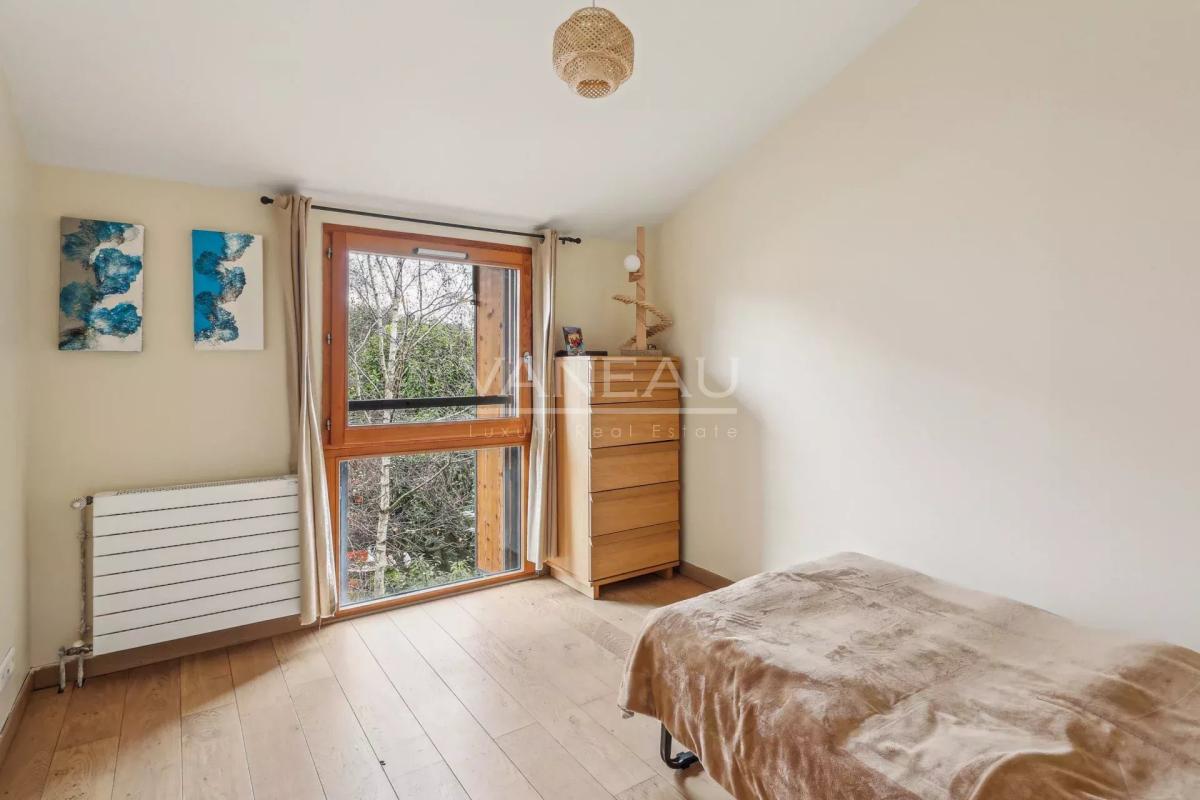 Sèvres - Maison d'architecte bioclimatique R+1 de 130 m² avec ja