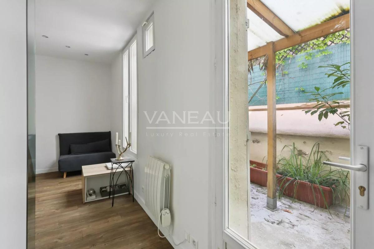 Au calme, sans vis à vis avec terrasse