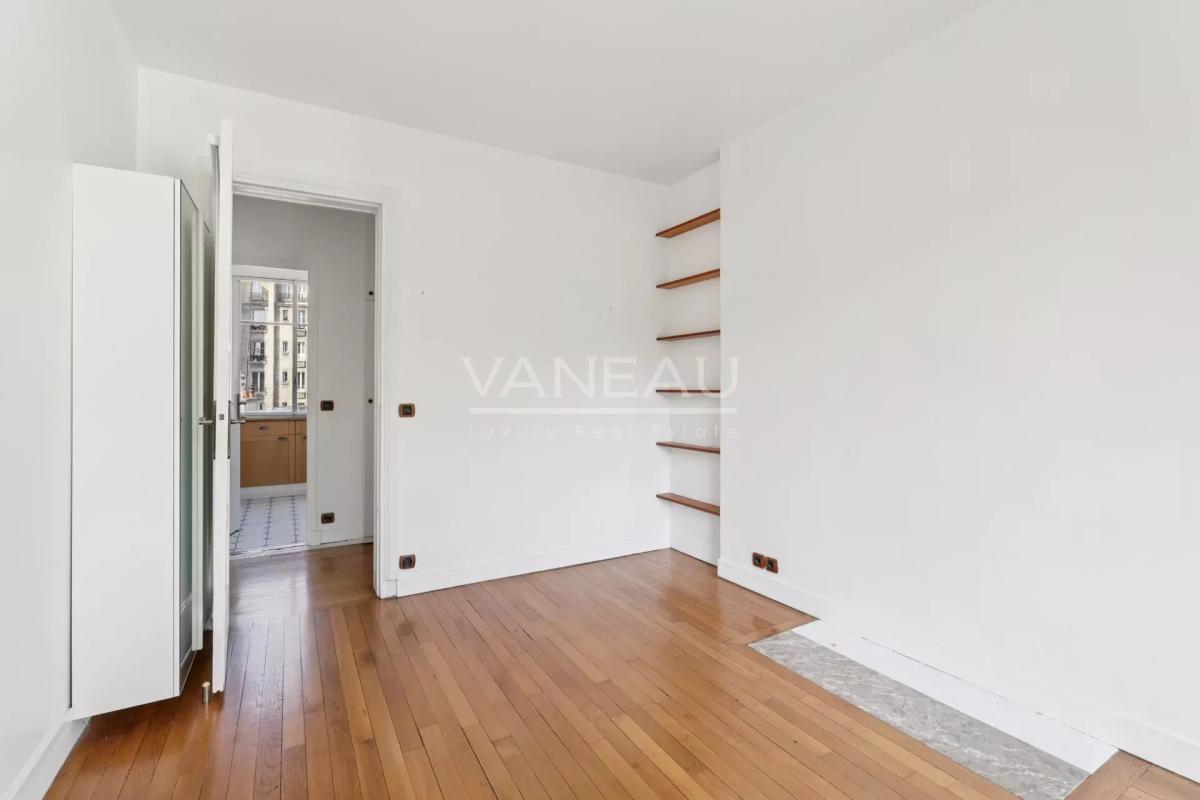 Neuilly-sur-Seine/Mairie - Appartement de 2 pièces de 44,92 m² C