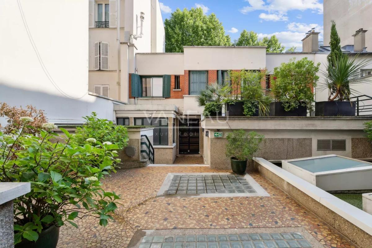 Neuilly-sur-Seine/Mairie - Appartement de 2 pièces de 44,92 m² C