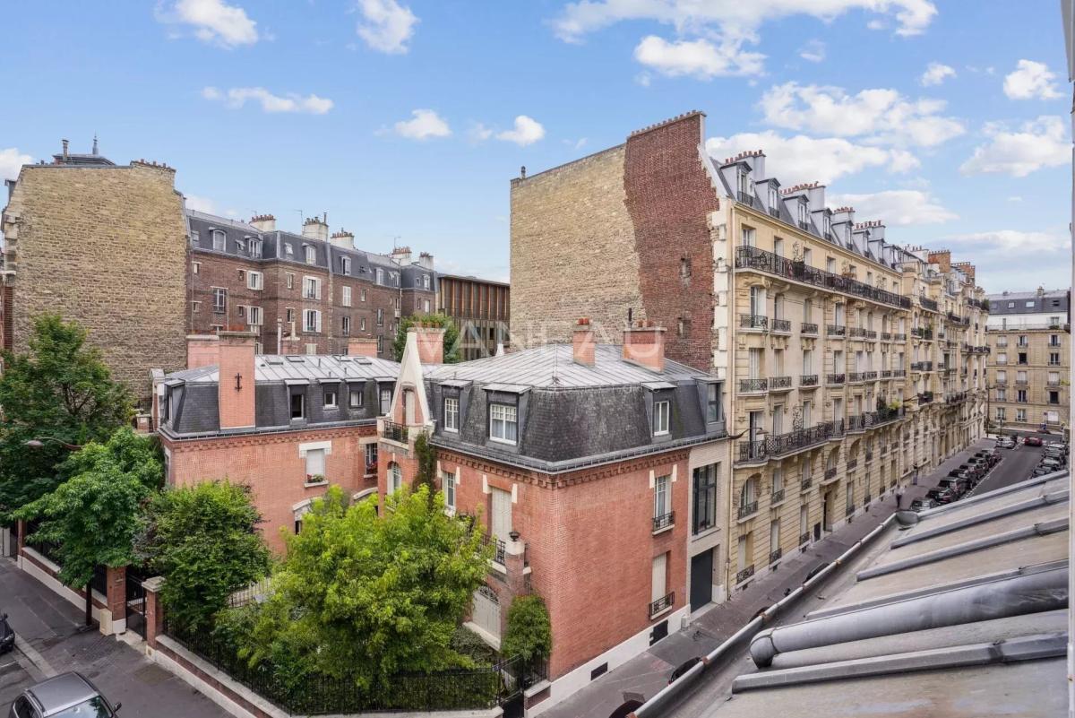Neuilly - Mairie