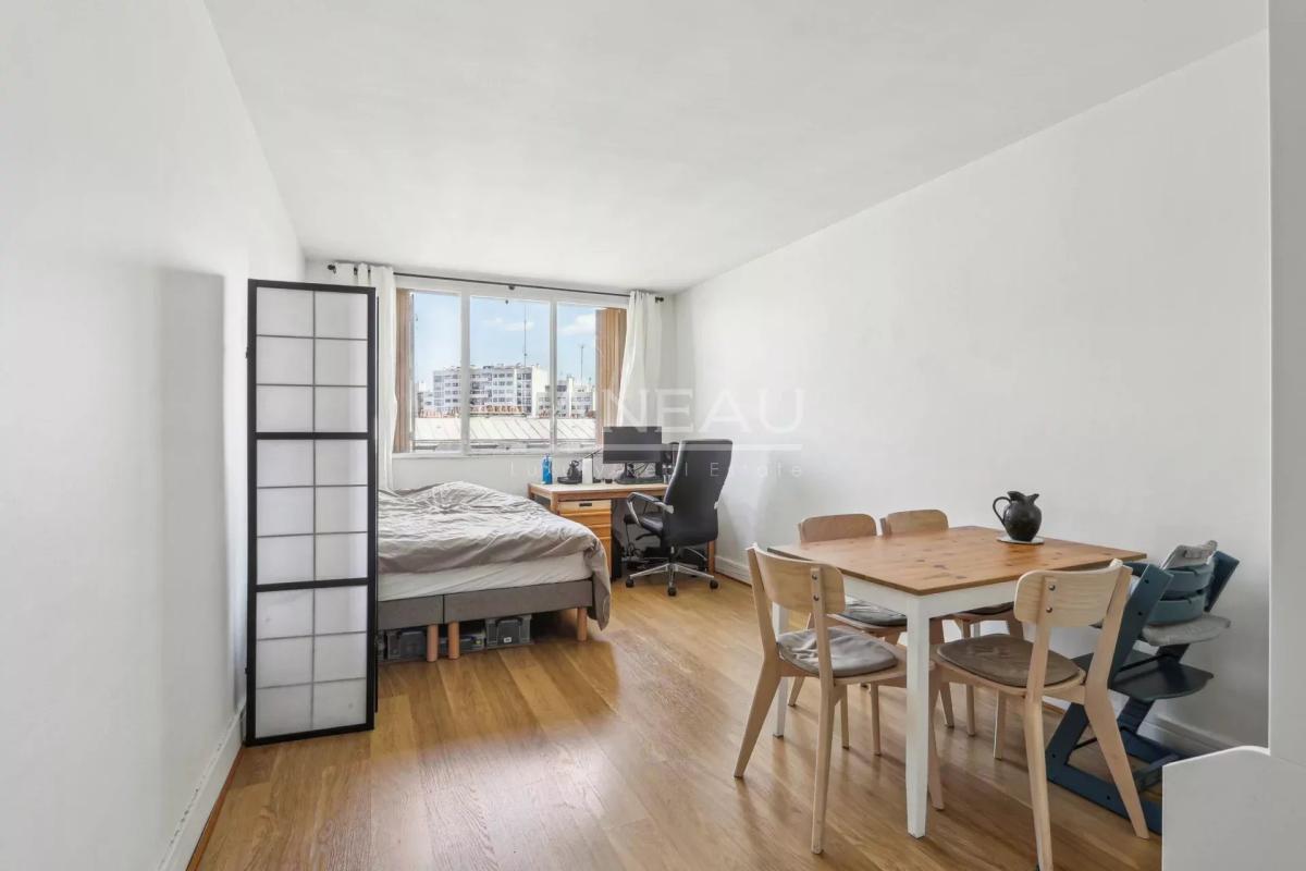 Exclusivité - Paris12e - Bizot - Vendu loué - Deux pièces vue dé