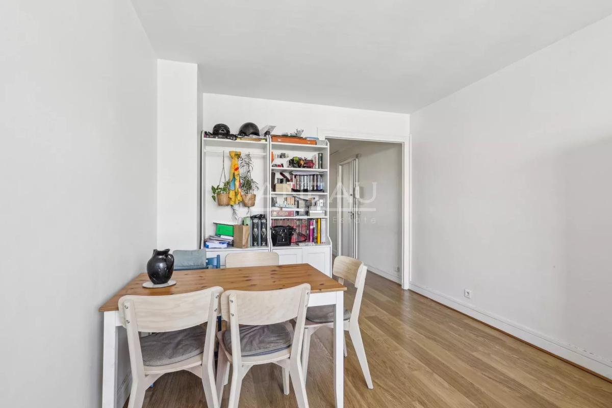Exclusivité - Paris12e - Bizot - Vendu loué - Deux pièces vue dé