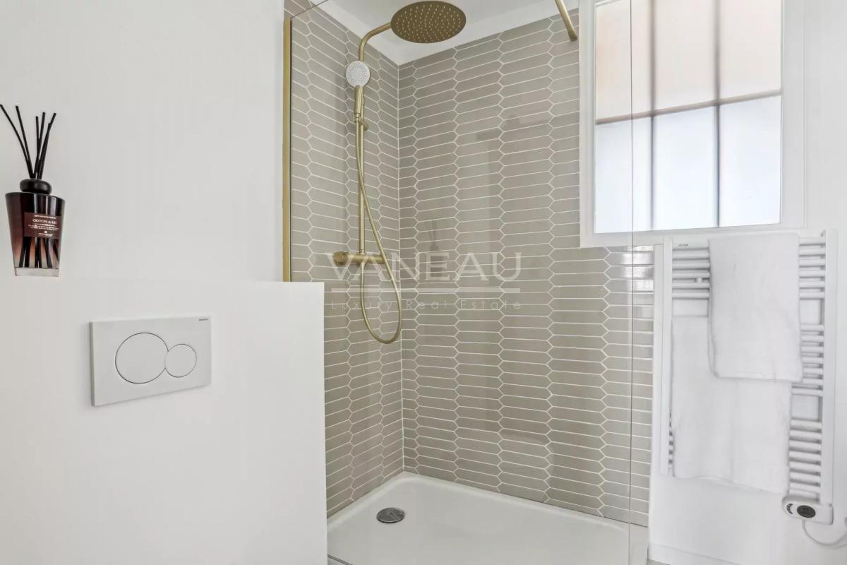 Paris IVe - Saint-Paul - Appartement de charme refait à neuf