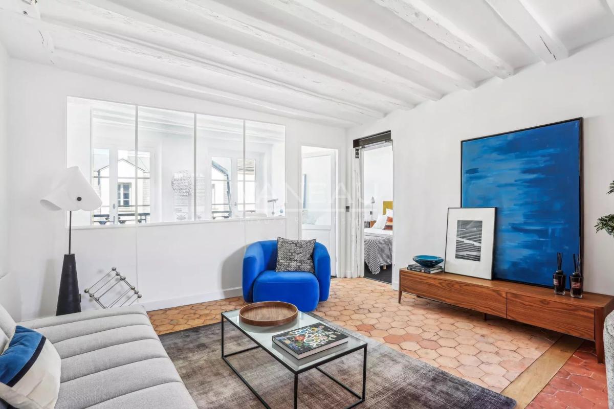Paris IVe - Saint-Paul - Appartement de charme refait à neuf