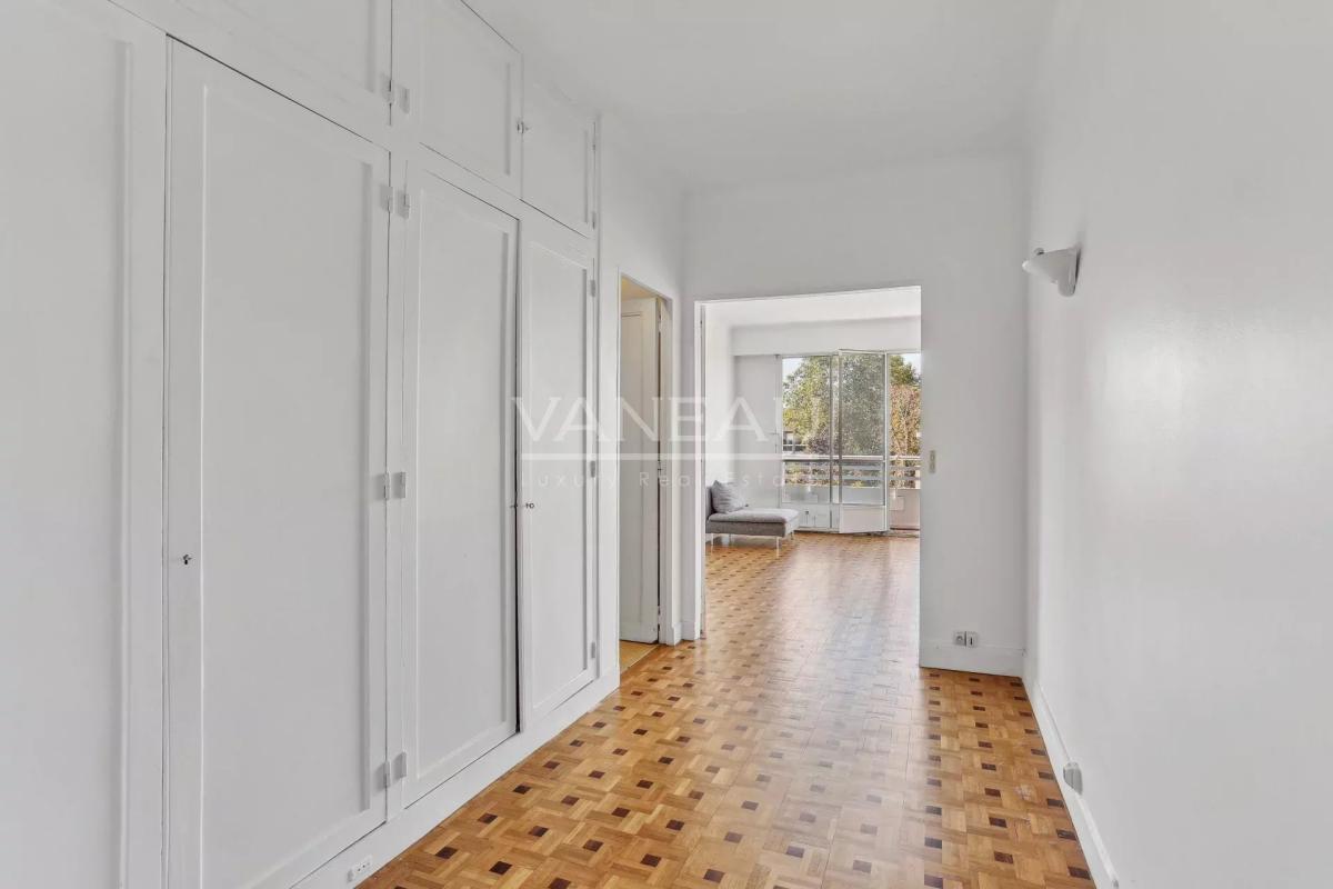 PARIS XVIe - Serres d'Auteuil - Vue dégagée - Balcon