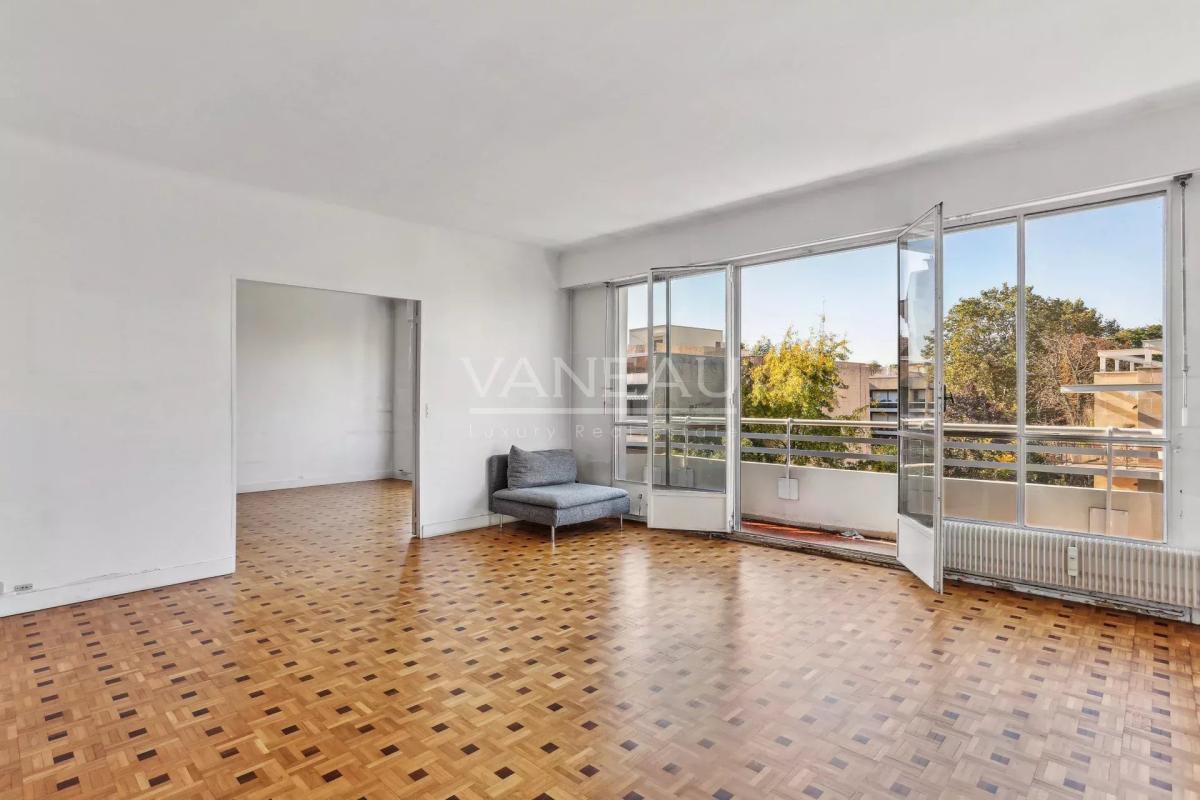 PARIS XVIe - Serres d'Auteuil - Vue dégagée - Balcon