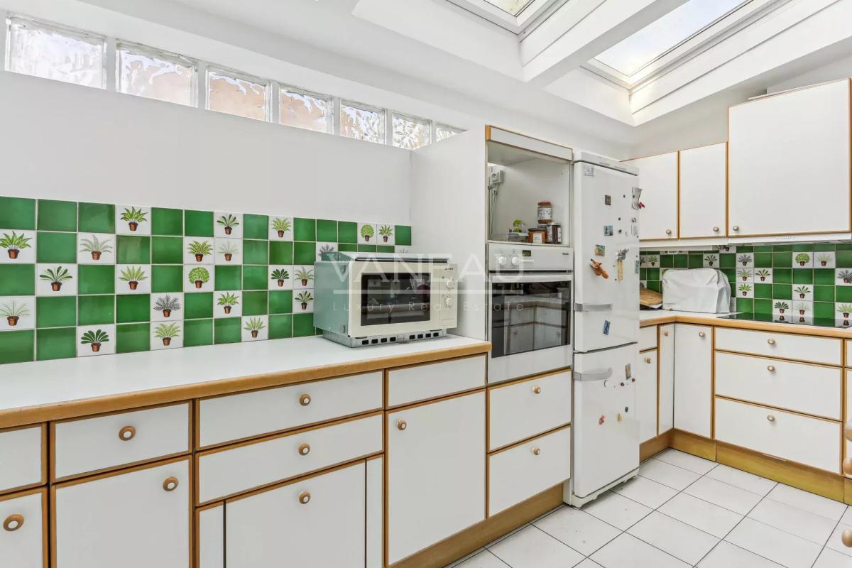 Boulogne-Billancourt/Marcel Sembat/Maison de 9 pièces. Espaces e