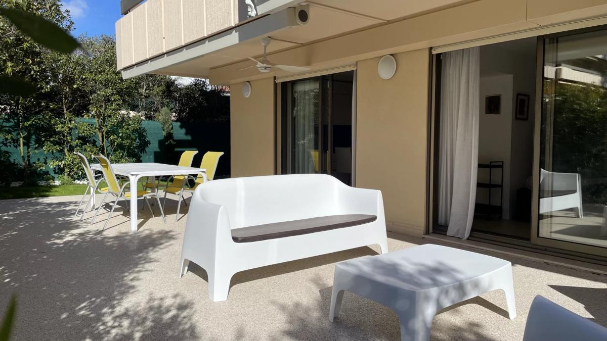 Juan les Pins, magnifique Rez-de-jardin dans une résidence de st