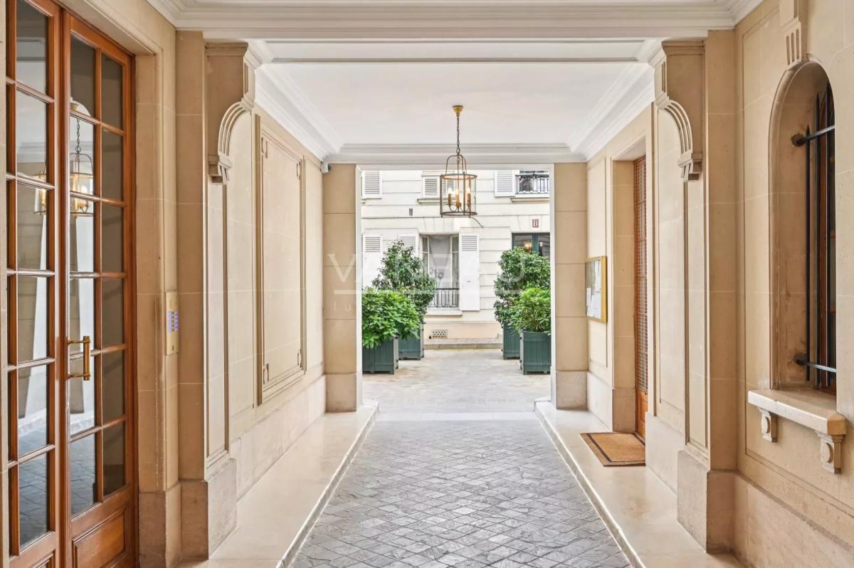 Paris VII-Gros Caillou/Grenelle-Appartement de 2 pièces de 35,58