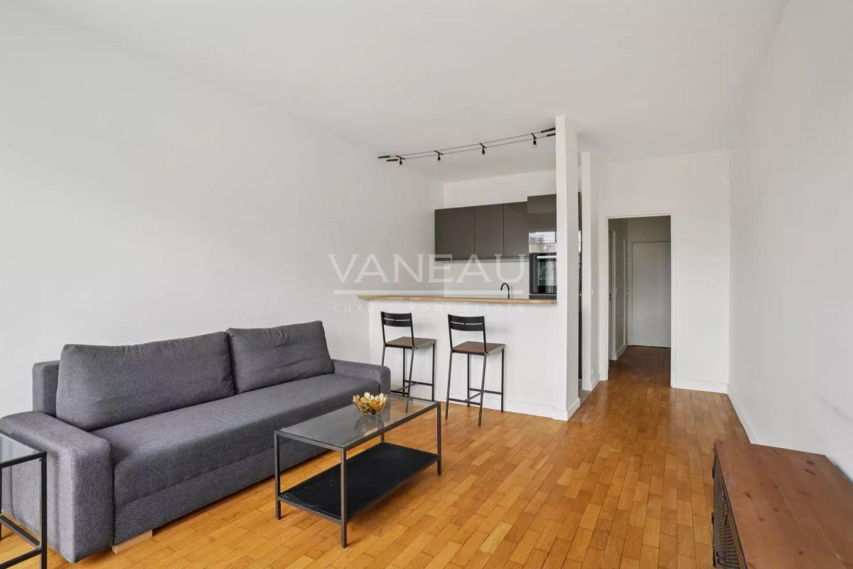Charmant studio - Balcon - Plein ciel