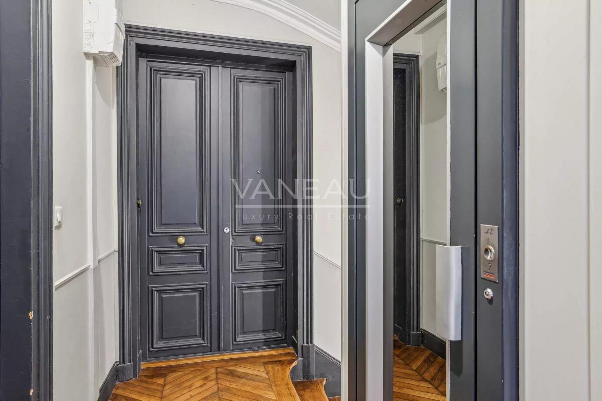 Paris Xème - Bel appartement familial de quatre pièces en parfai