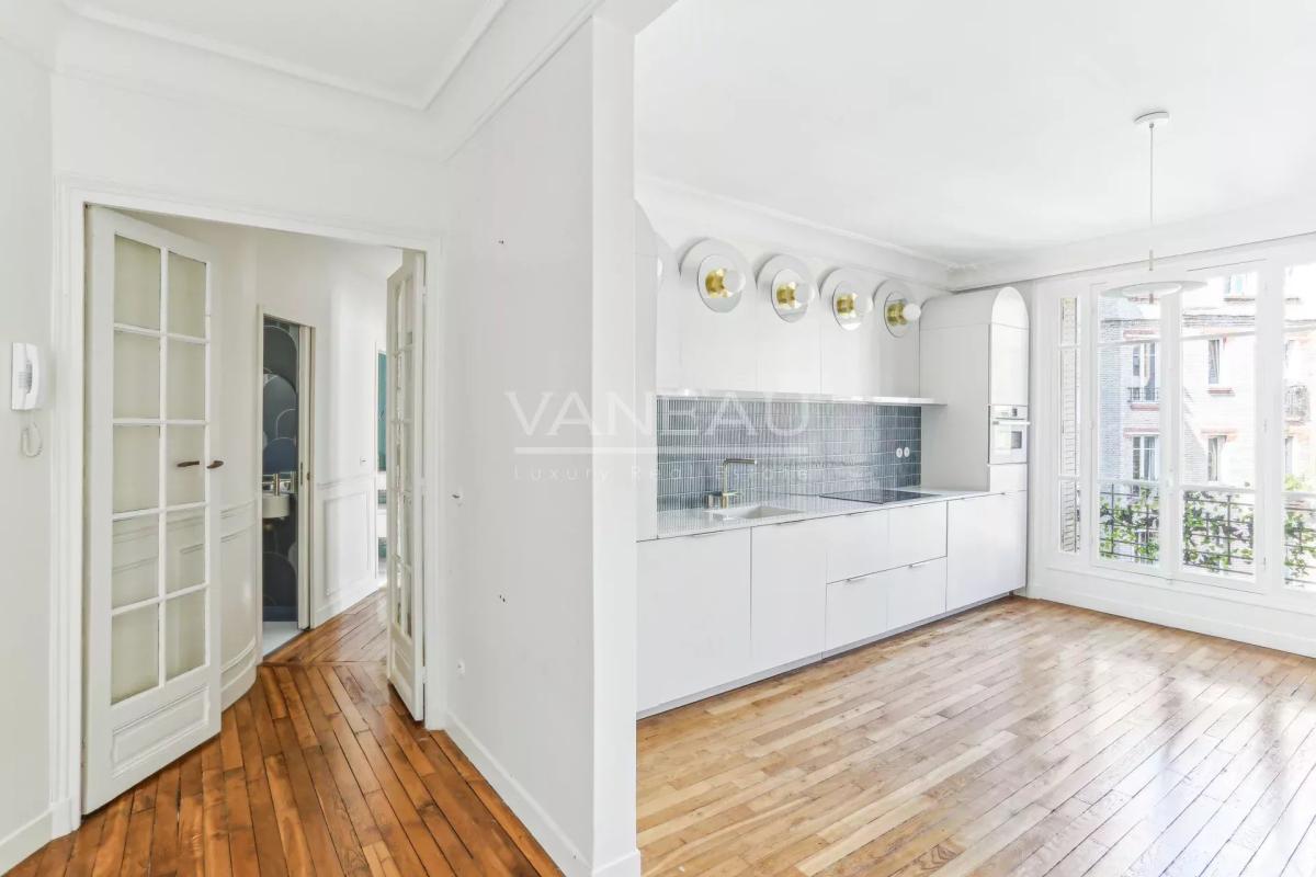Paris XVIe - Auteuil Jasmin - Appartement 3 pièces au calme en é
