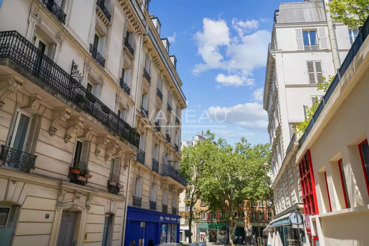 Paris VII - Cler - Charmant pied-à-terre, vue dégagée