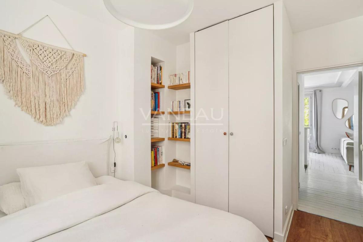 Paris VII - Cler - Charmant pied-à-terre, vue dégagée