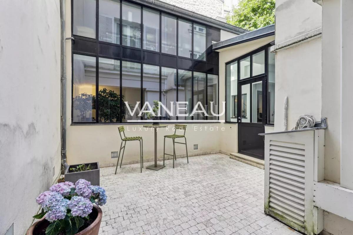 PARIS XVI - Ranelagh La Muette - Maison Loft de 5 pièces avec te