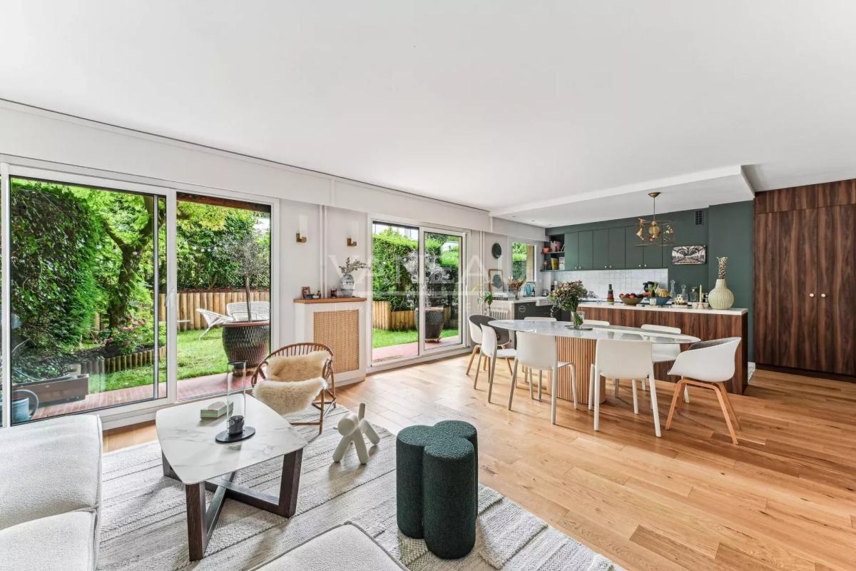 Ville d'Avray - Appartement familial bordé par un vaste jardin p
