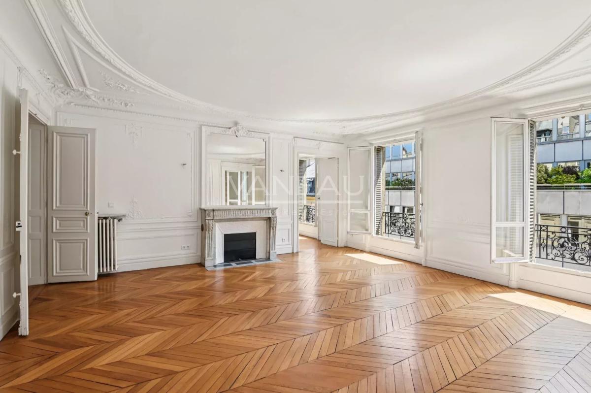 Paris XVIe - Chaillot - Iéna - Appartement familial et de récept