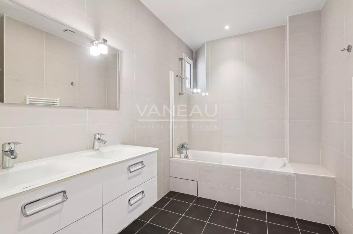 Paris XVIe - Chaillot - Iéna - Appartement familial et de récept