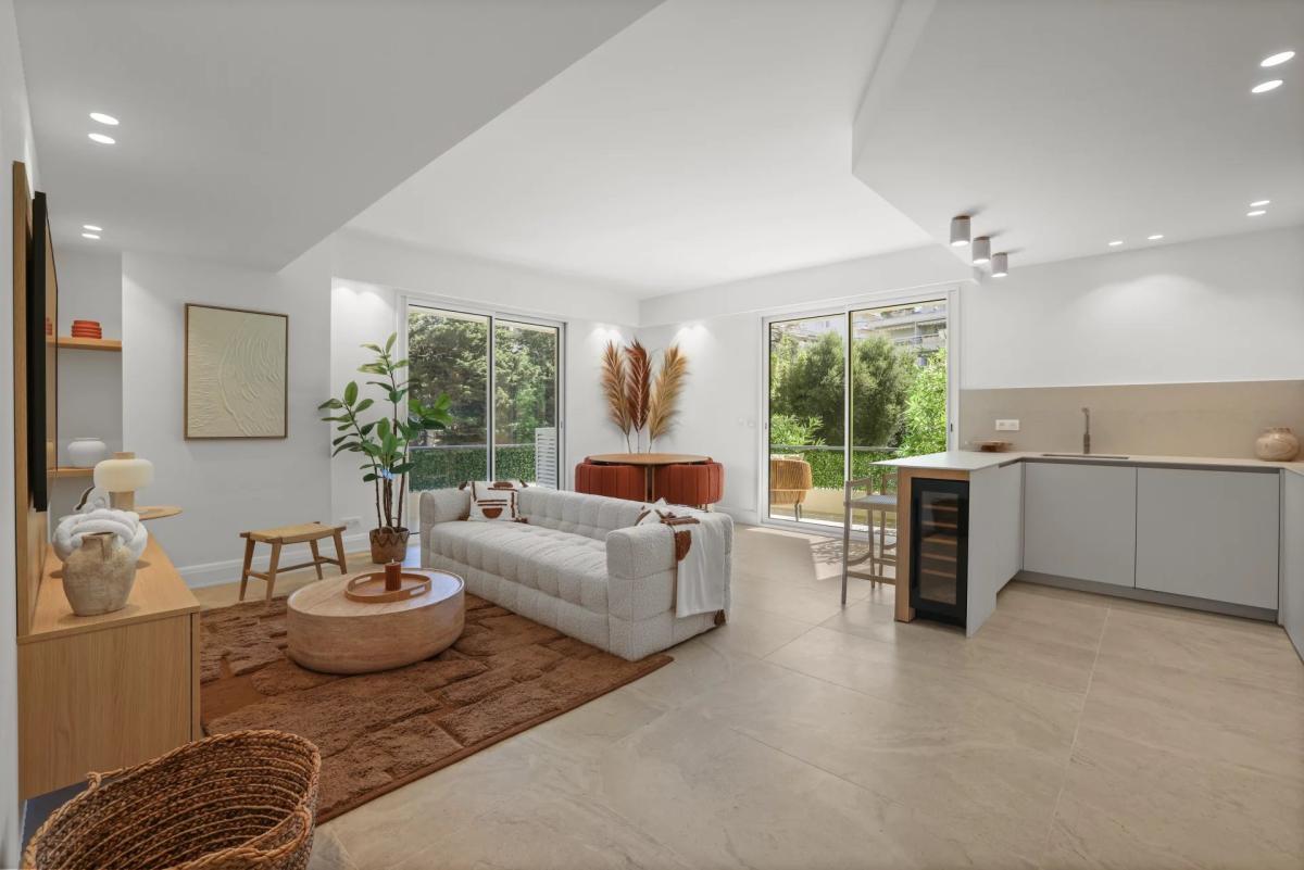 Appartement 3 pièces rénové à vendre - Cannes Basse Californie