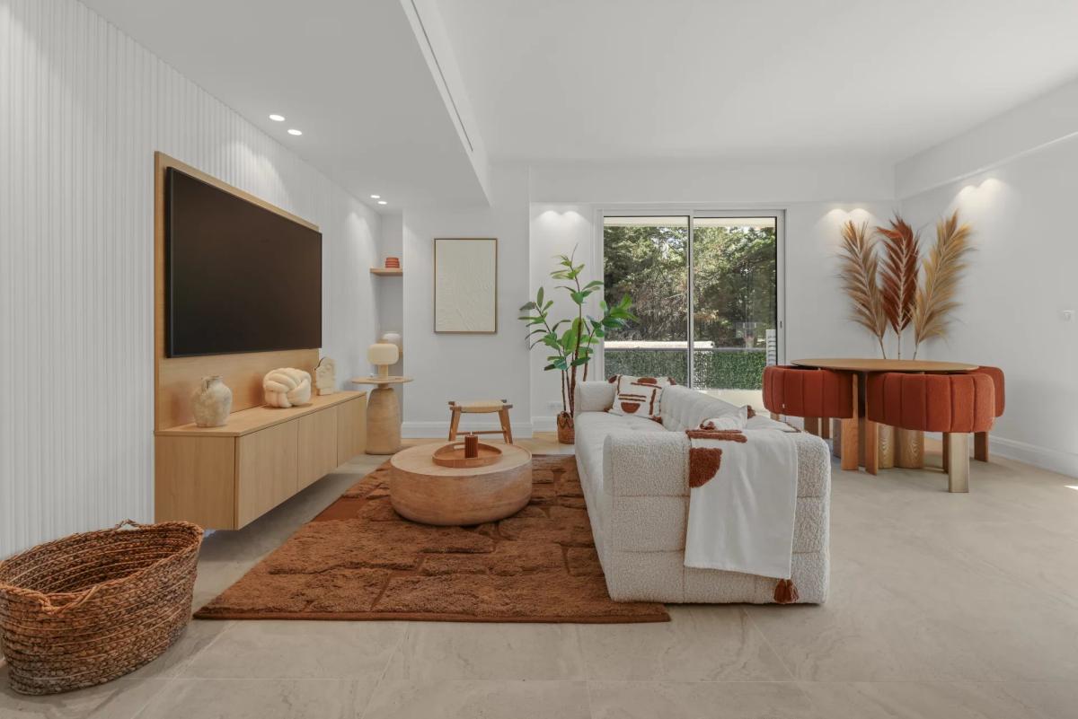 Appartement 3 pièces rénové à vendre - Cannes Basse Californie