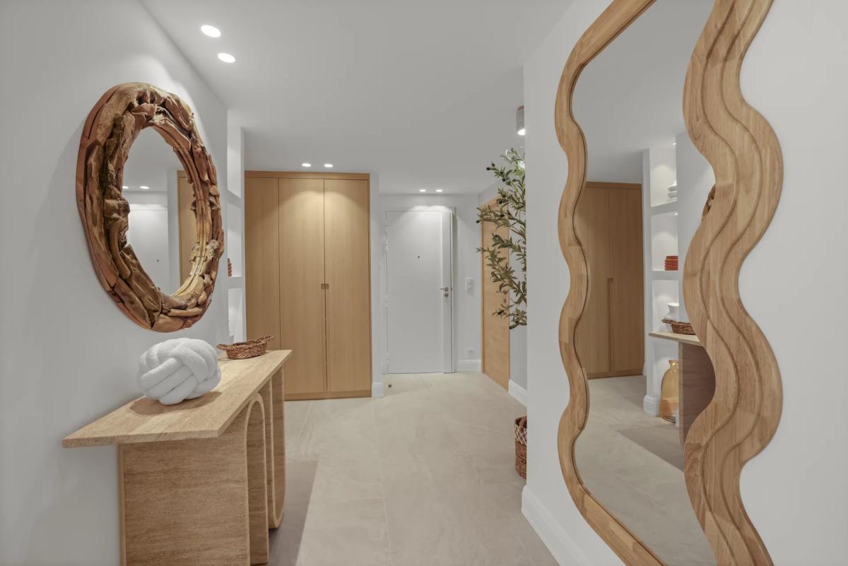 Appartement 3 pièces rénové à vendre - Cannes Basse Californie