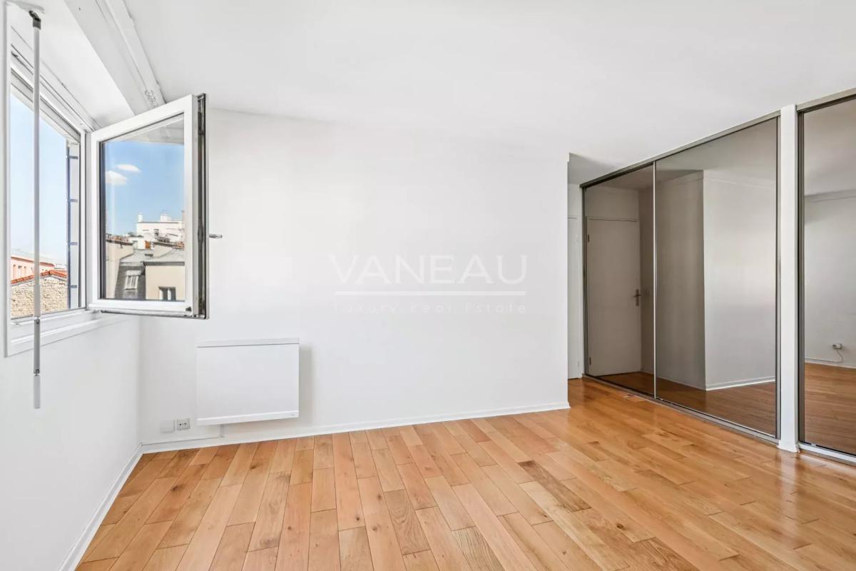 Paris 15e Javel - 4 pièces avec loggia, 3 chambres