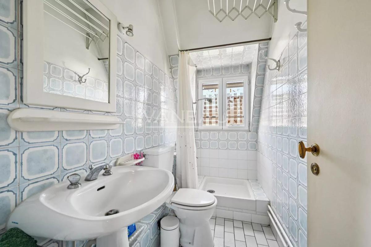 PARIS Ve - Monge / Montebello - Duplex d'exception en dernier ét