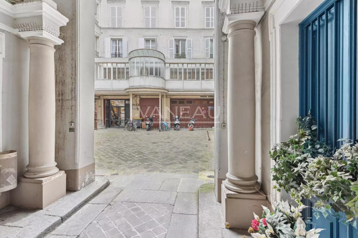 Paris IIIe - Place des Vosges - Duplex 2 chambres Calme Lumineux