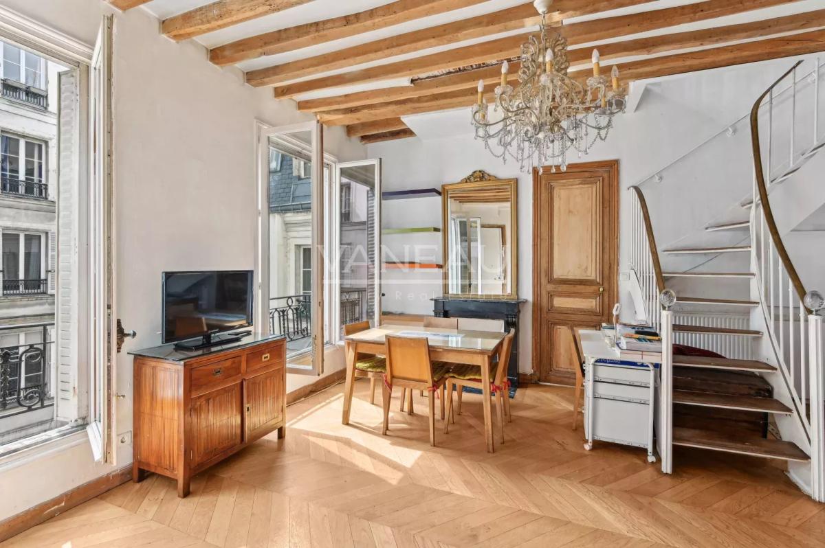 Paris IIIe - Place des Vosges - Duplex 2 chambres Calme Lumineux