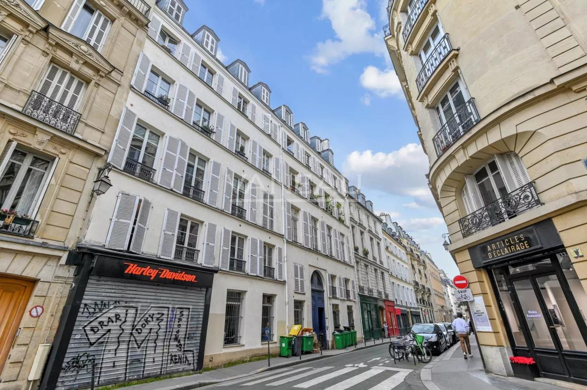 Paris IIIe - Place des Vosges - Duplex 2 chambres Calme Lumineux