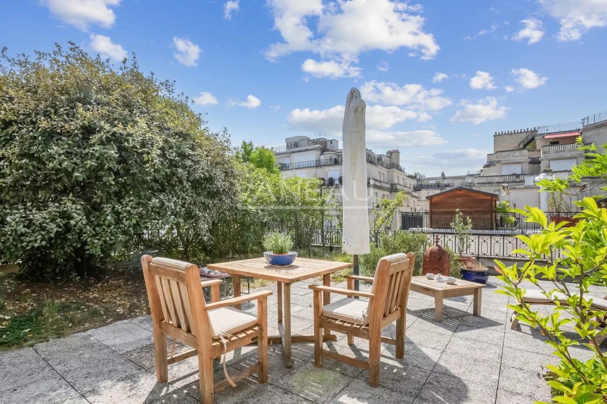Neuilly - Quartier Charles Laffitte/Bois de Boulogne - Dernier é