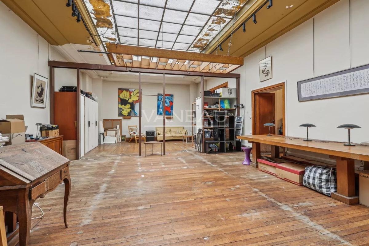 Paris VIe - Maison Bourgeoise, à quelques pas du jardin du Luxem