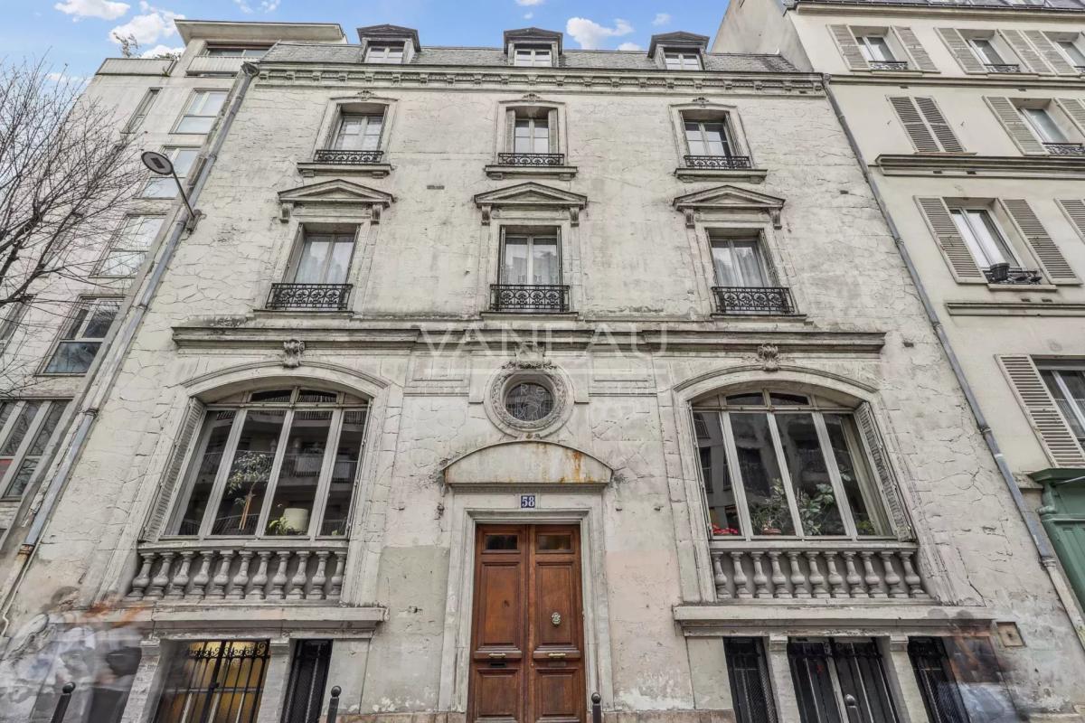 Paris VIe - Maison Bourgeoise, à quelques pas du jardin du Luxem