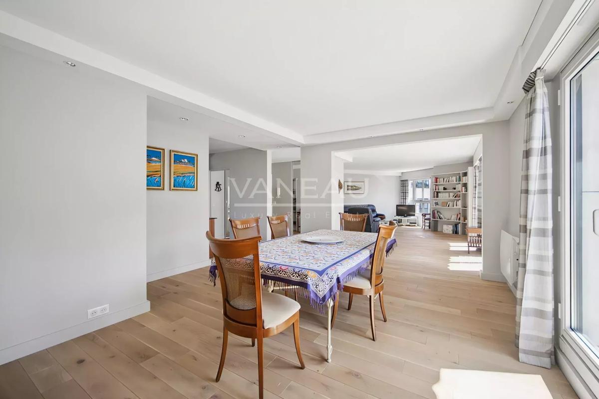 Duplex au dernier étage avec terrasses