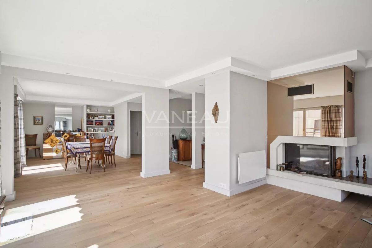 Duplex au dernier étage avec terrasses