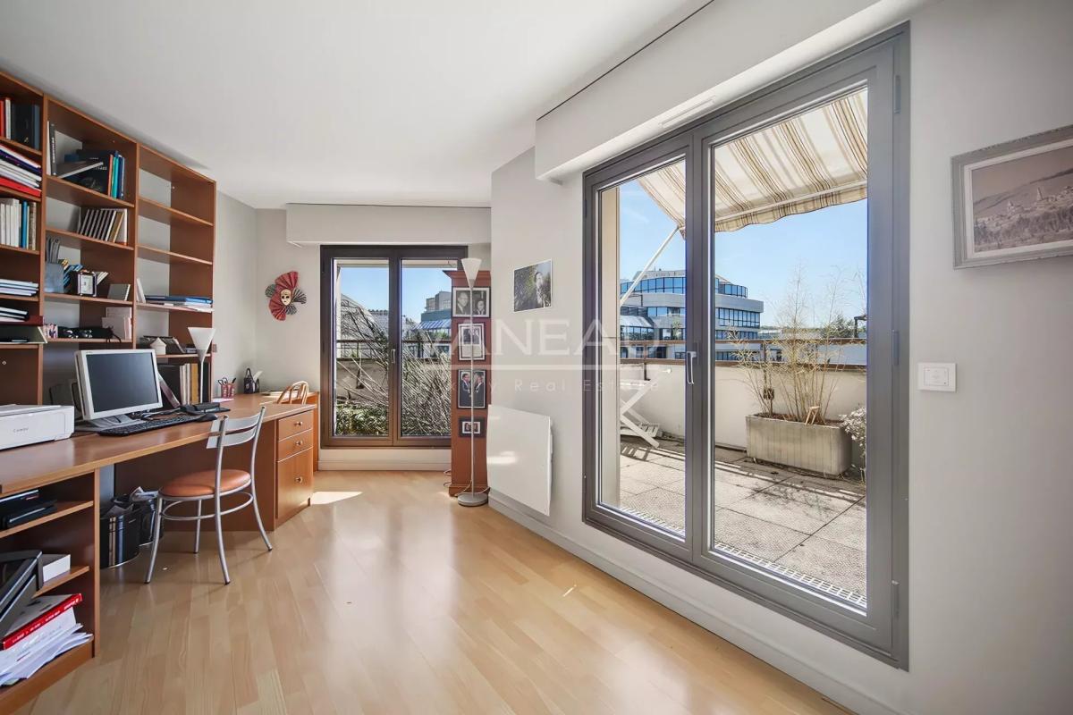 Duplex au dernier étage avec terrasses