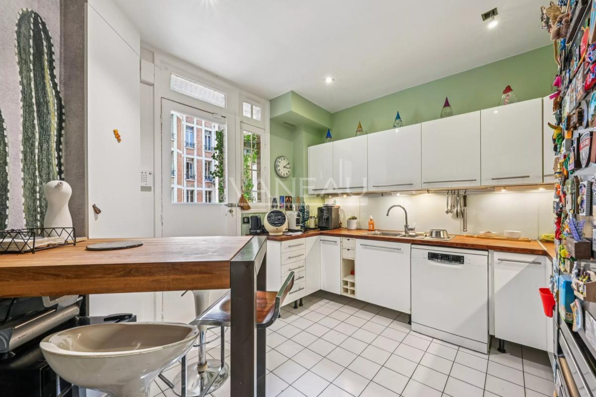 Paris VII- Appartement familial au pieds du Champ-De-Mars