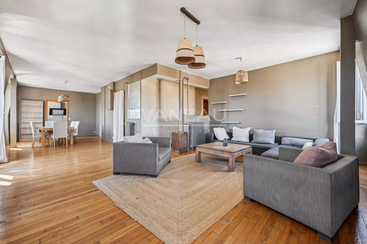 Boulogne Nord - Appartement familial en étage élevé avec une vue